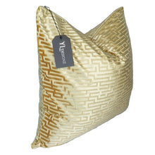 Load image into Gallery viewer, Champagne Royal Gold